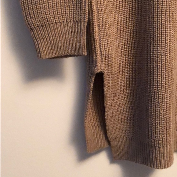 Sweater - Picture 4 of 5